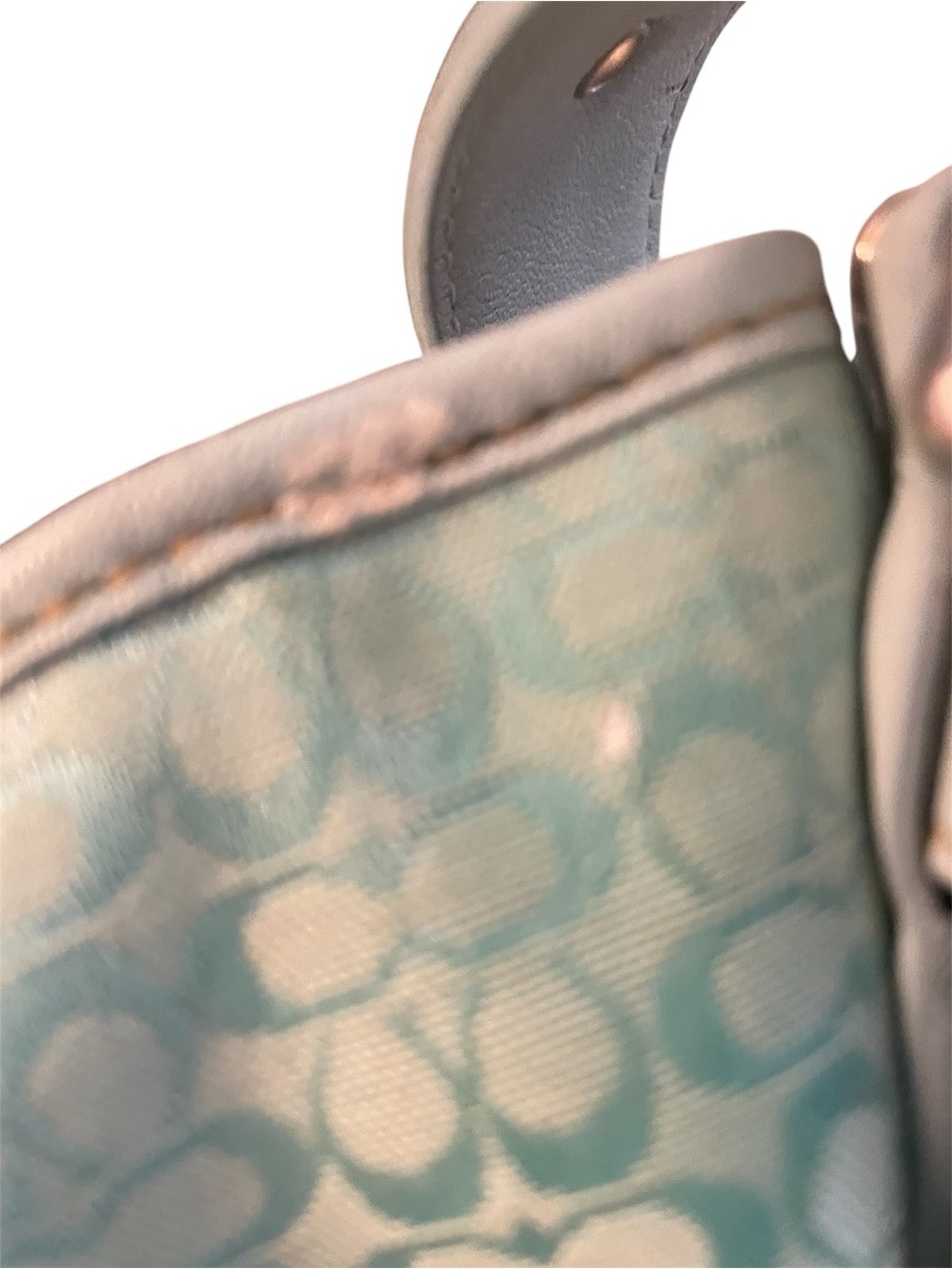 Very Rare Coach aqua mist signature Soho hobo bag - Picture 9 of 9
